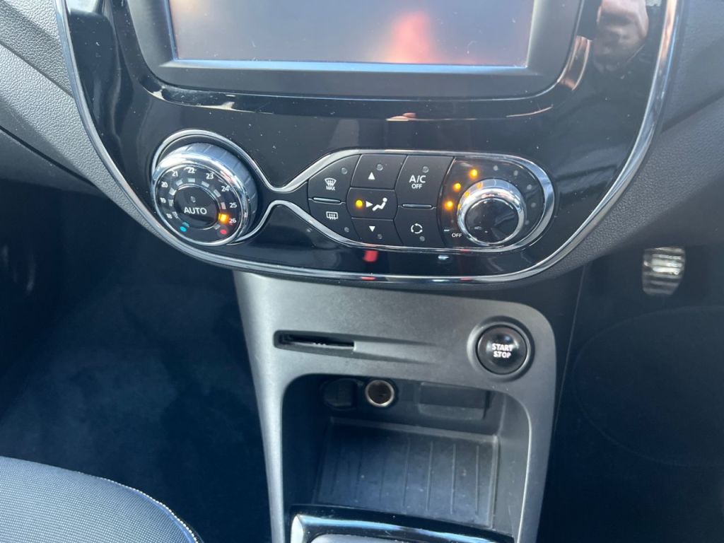 Used Renault Captur 2016 for sale - 76798614: Photo 17