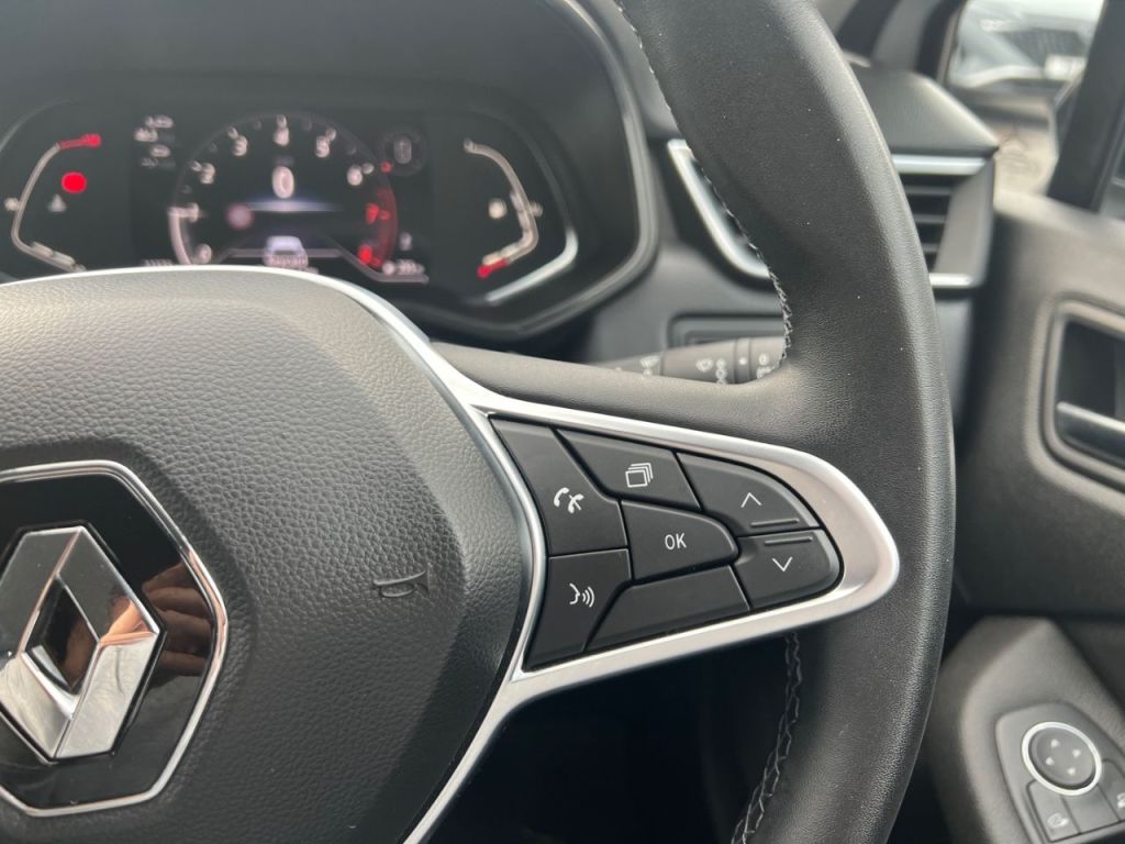 Used Renault Clio 2023 for sale - 76162556: Photo 16