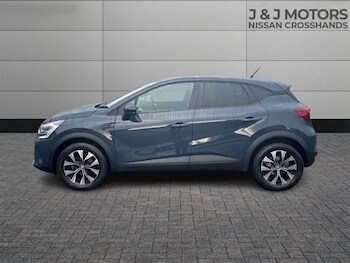 Used Renault Captur 2023 for sale - 77593325: Photo