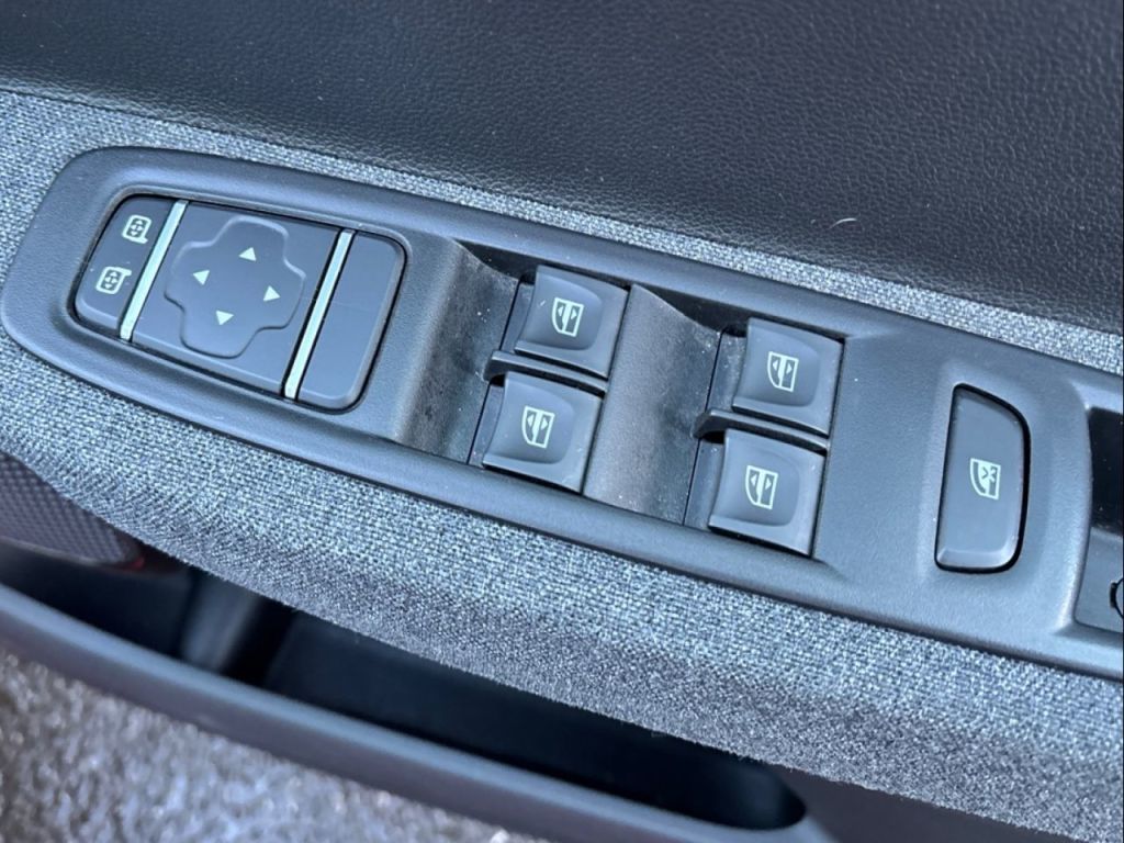 Used Renault Zoe 2021 for sale - 76819835: Photo 12