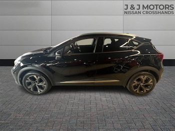 Used Renault Captur 2023 for sale - 75631227: Photo