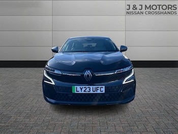 Used Renault Megane E Tech 2023 for sale - 76445585: Photo