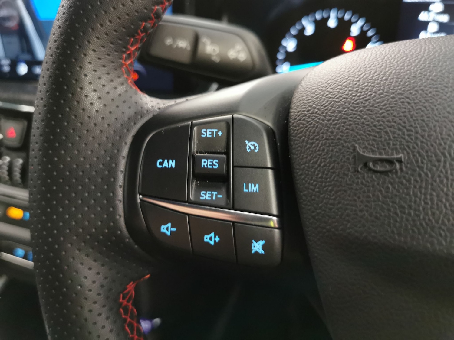 Used Ford Focus 2023 for sale - 77244877: Photo 18