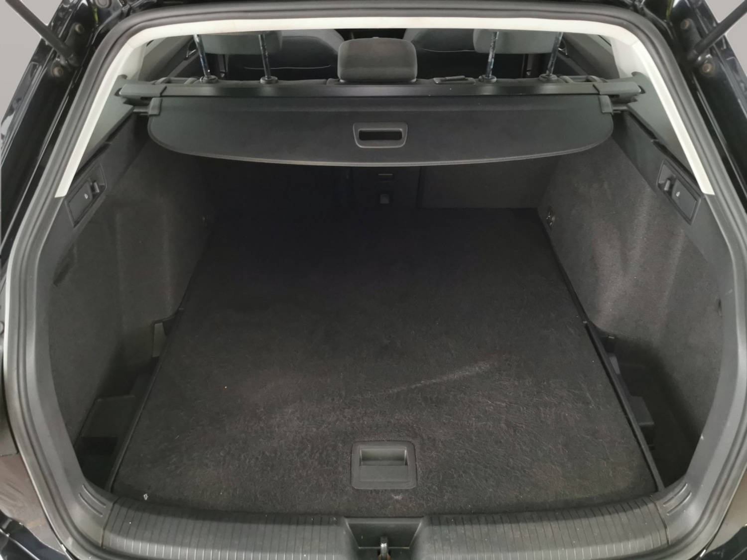 Vehicle 33