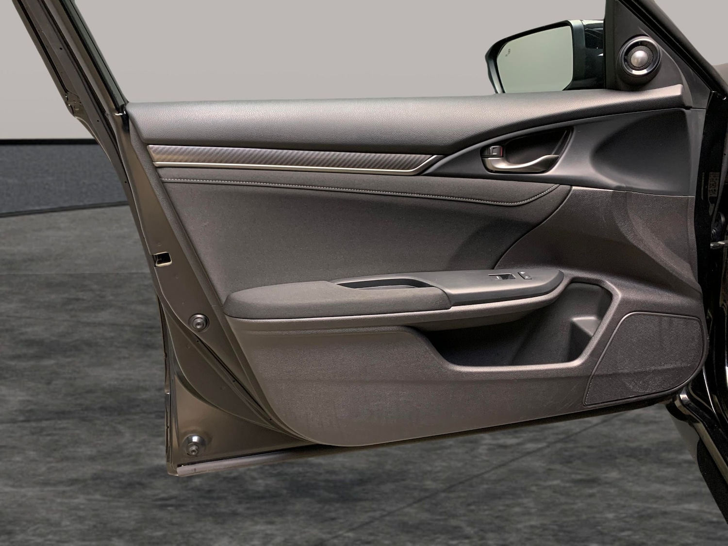 Used Honda Civic 2019 for sale - 76557167: Photo 28