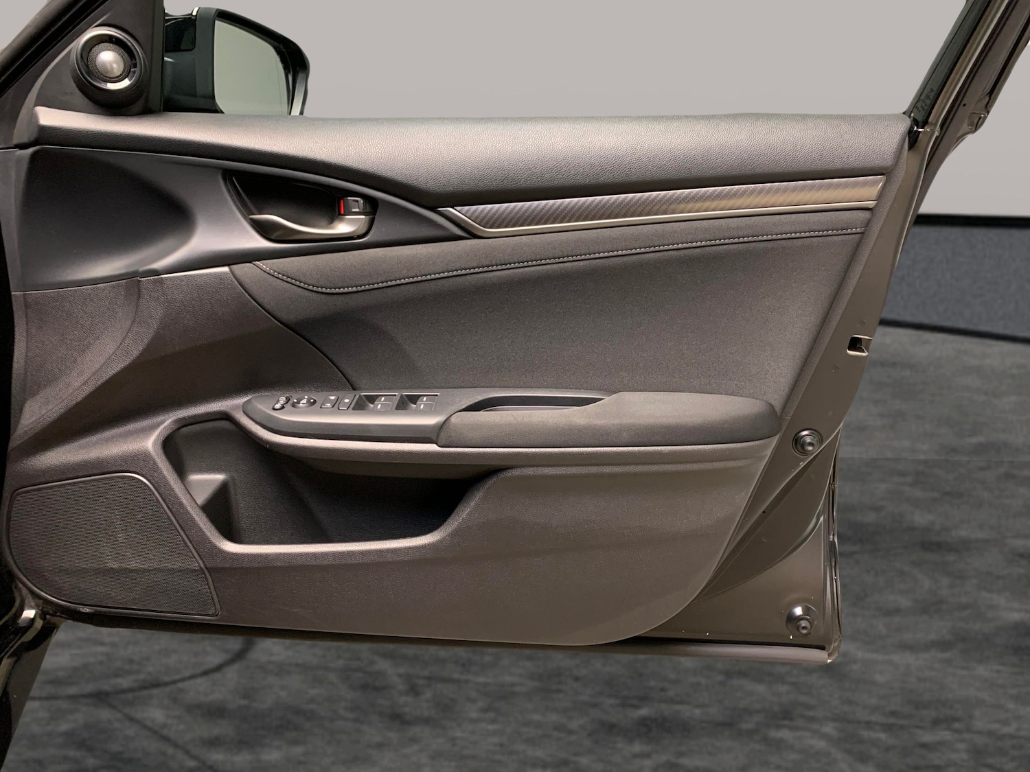 Used Honda Civic 2019 for sale - 76557167: Photo 31