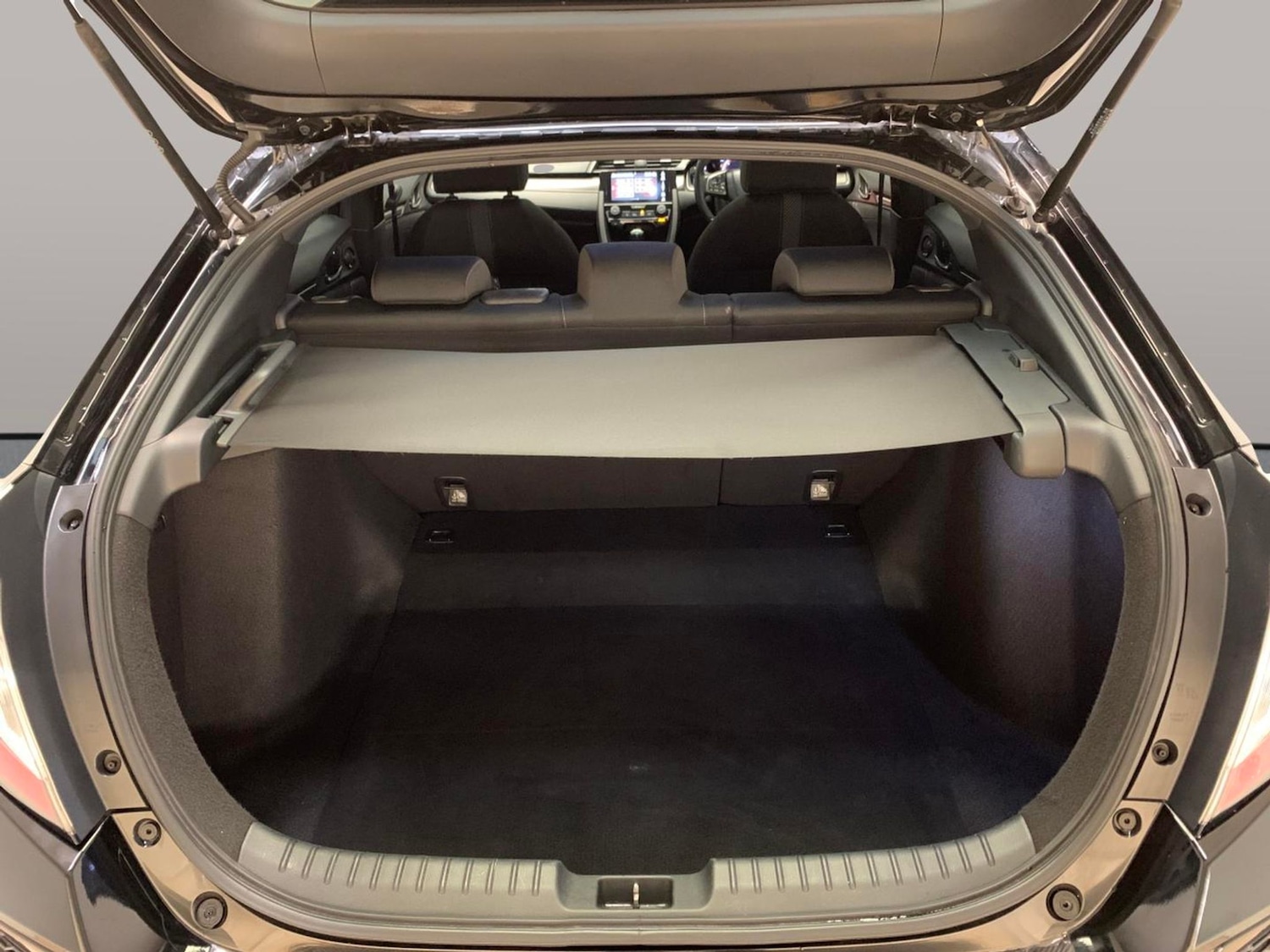 Used Honda Civic 2019 for sale - 76557167: Photo 34