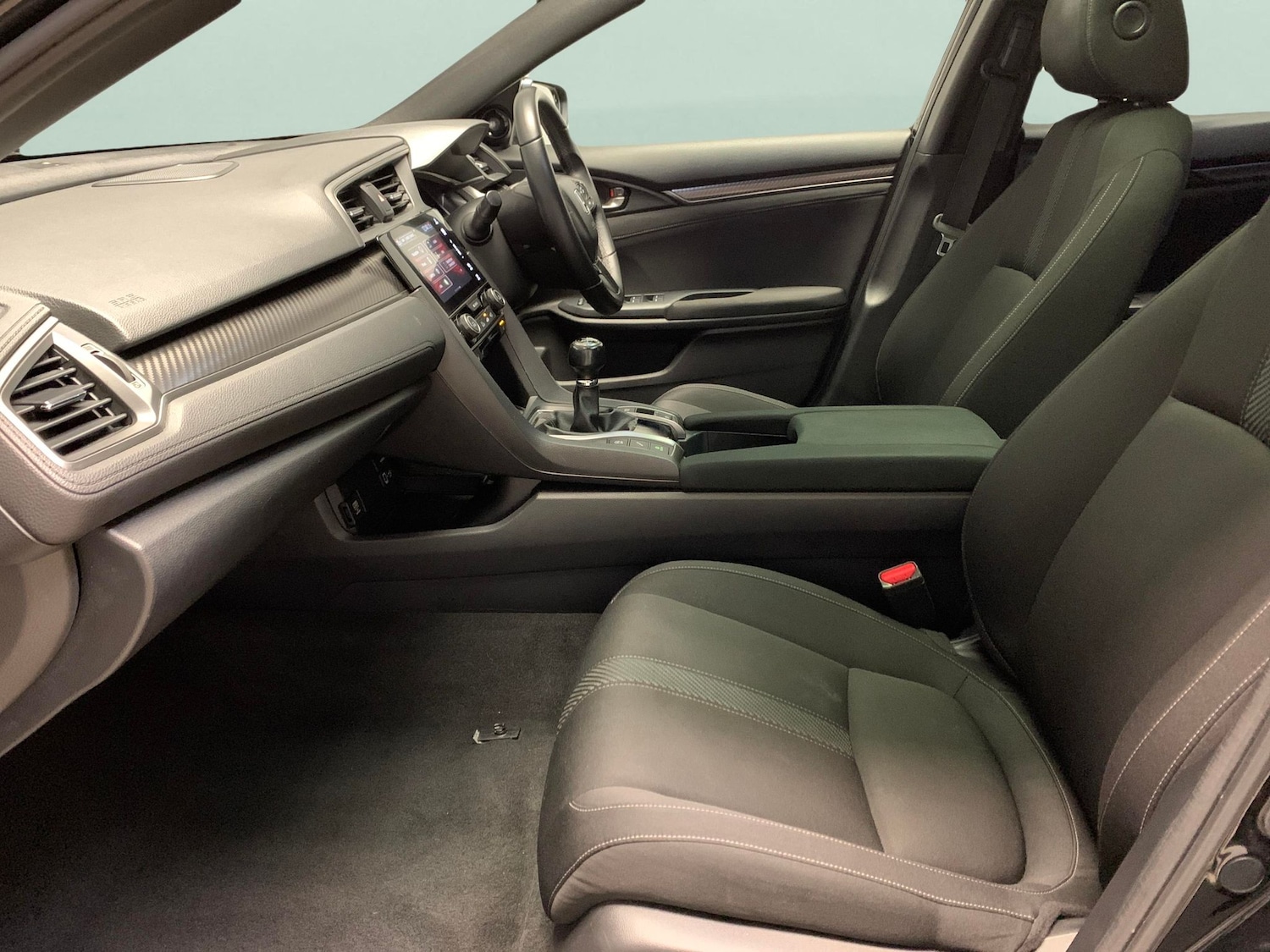 Used Honda Civic 2019 for sale - 76557167: Photo 4