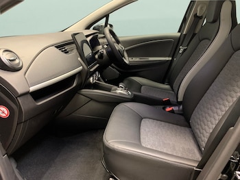 Used Renault Zoe 2022 for sale - 76853714: Photo