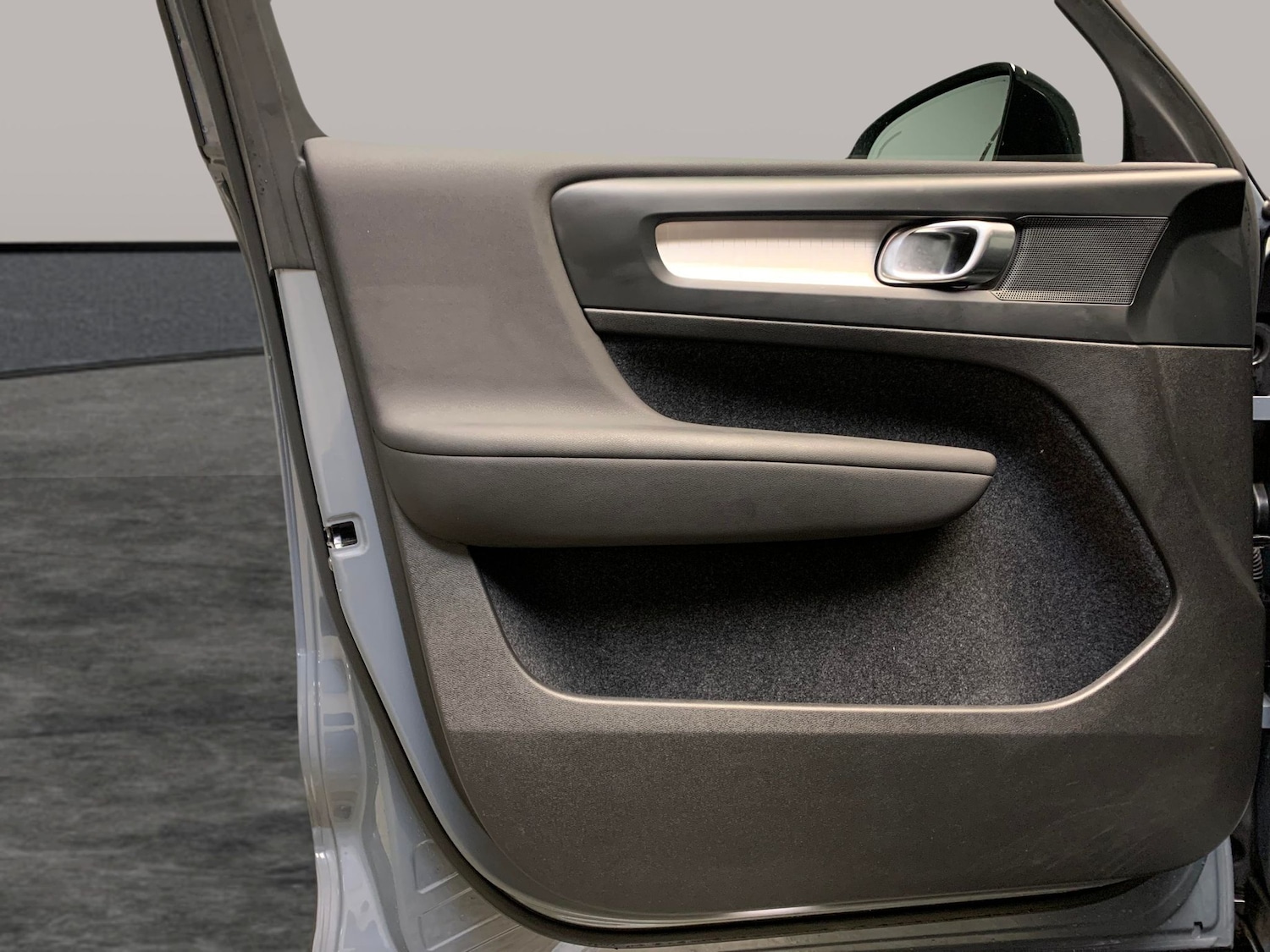 Used Volvo XC40 2022 for sale - 77239790: Photo 27