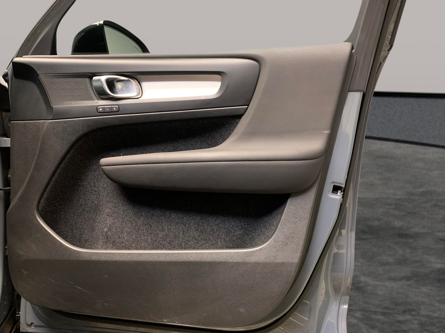 Used Volvo XC40 2022 for sale - 77239790: Photo 30