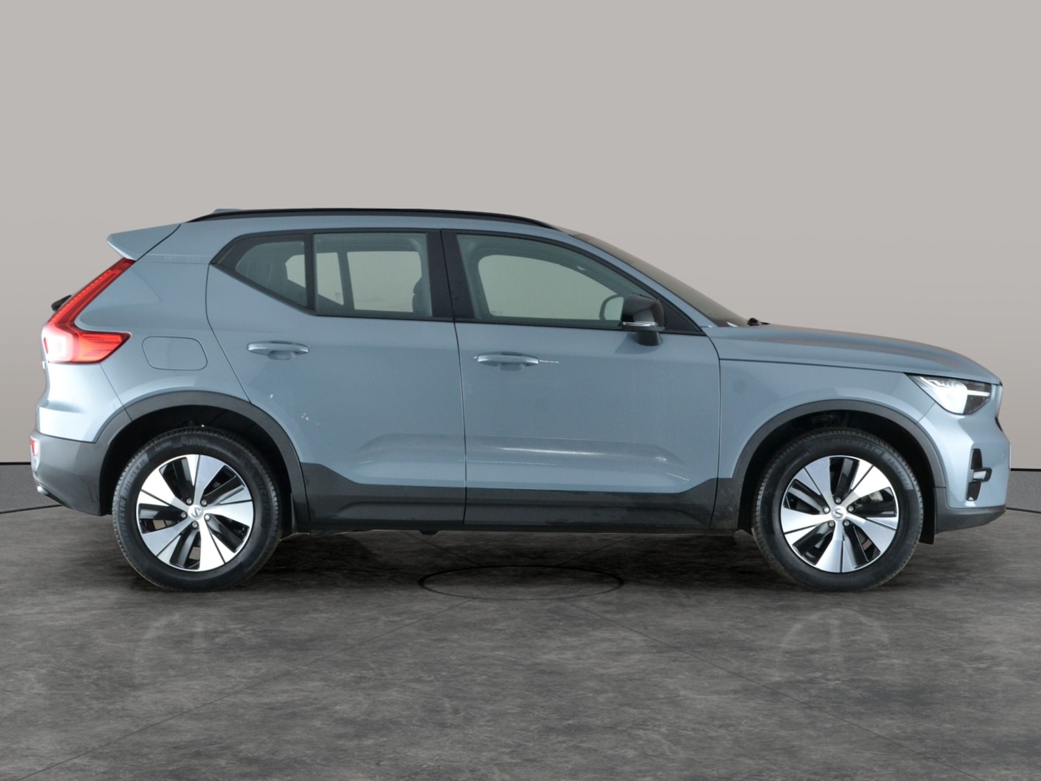 Used Volvo XC40 2022 for sale - 77239790: Photo 9