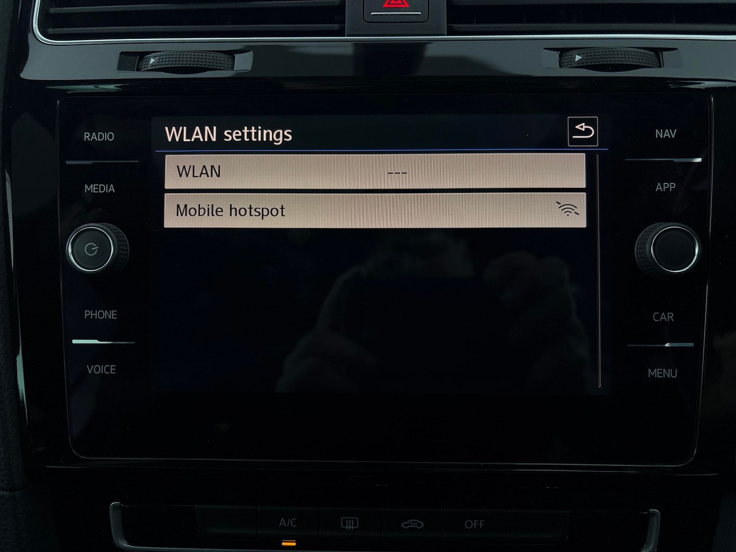 Used Volkswagen Golf 2017 for sale - 76392094: Photo 18