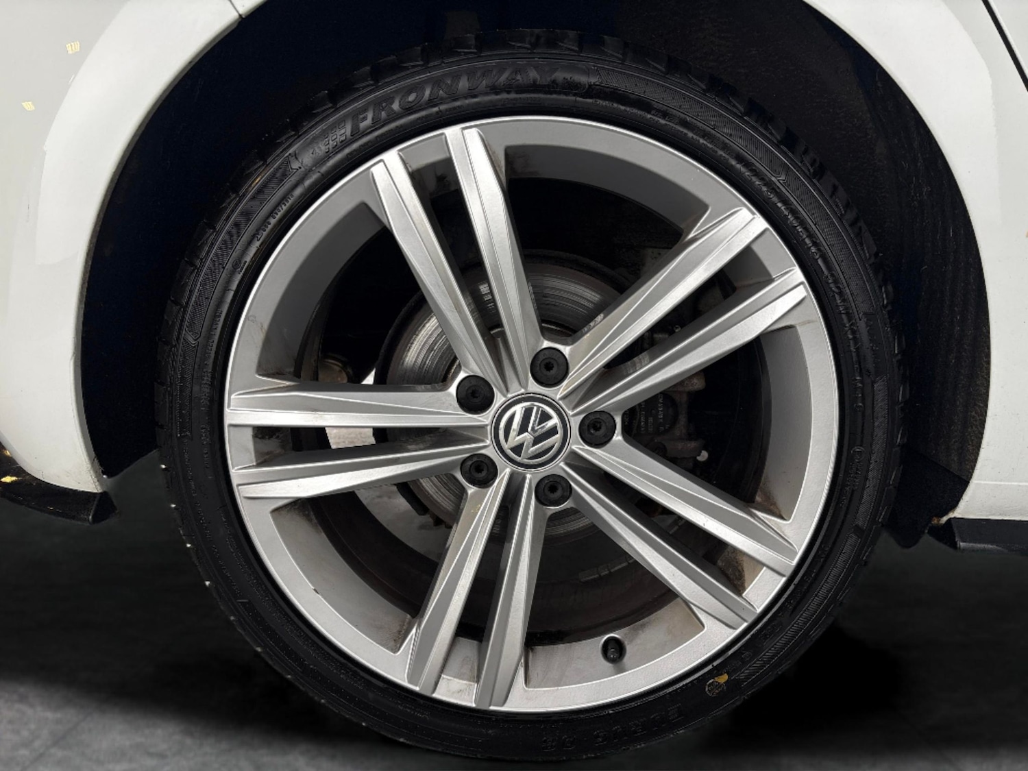 Used Volkswagen Golf 2017 for sale - 76392094: Photo 33