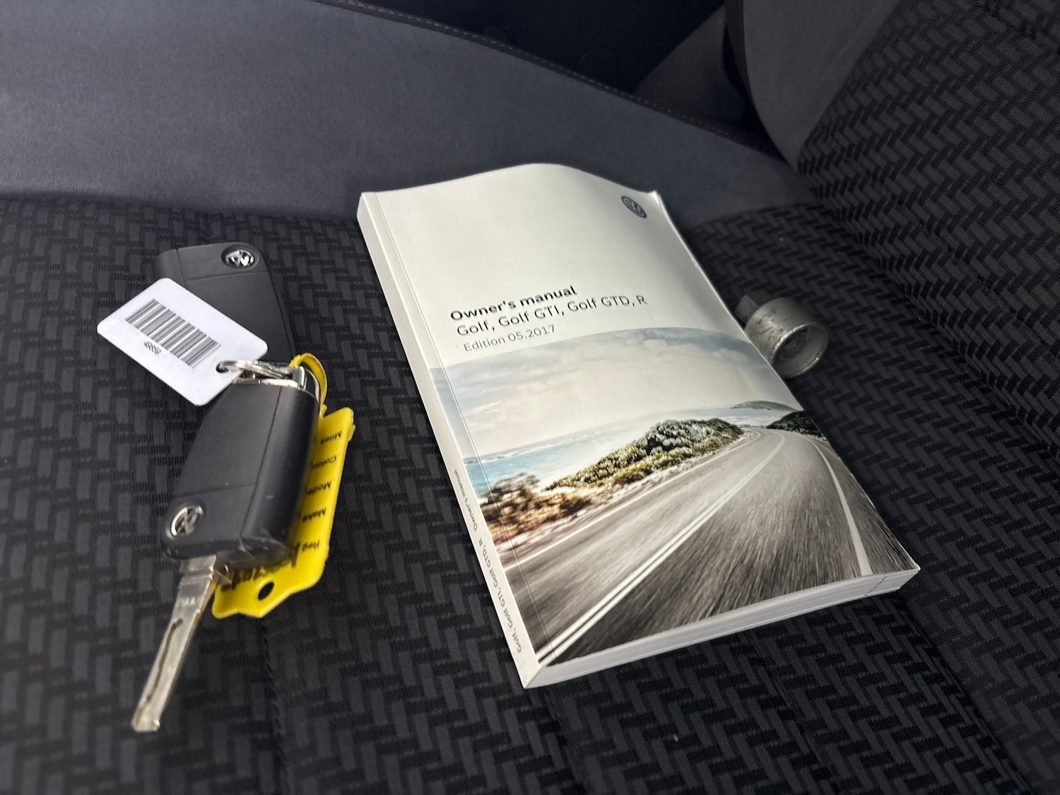 Used Volkswagen Golf 2017 for sale - 76392094: Photo 42