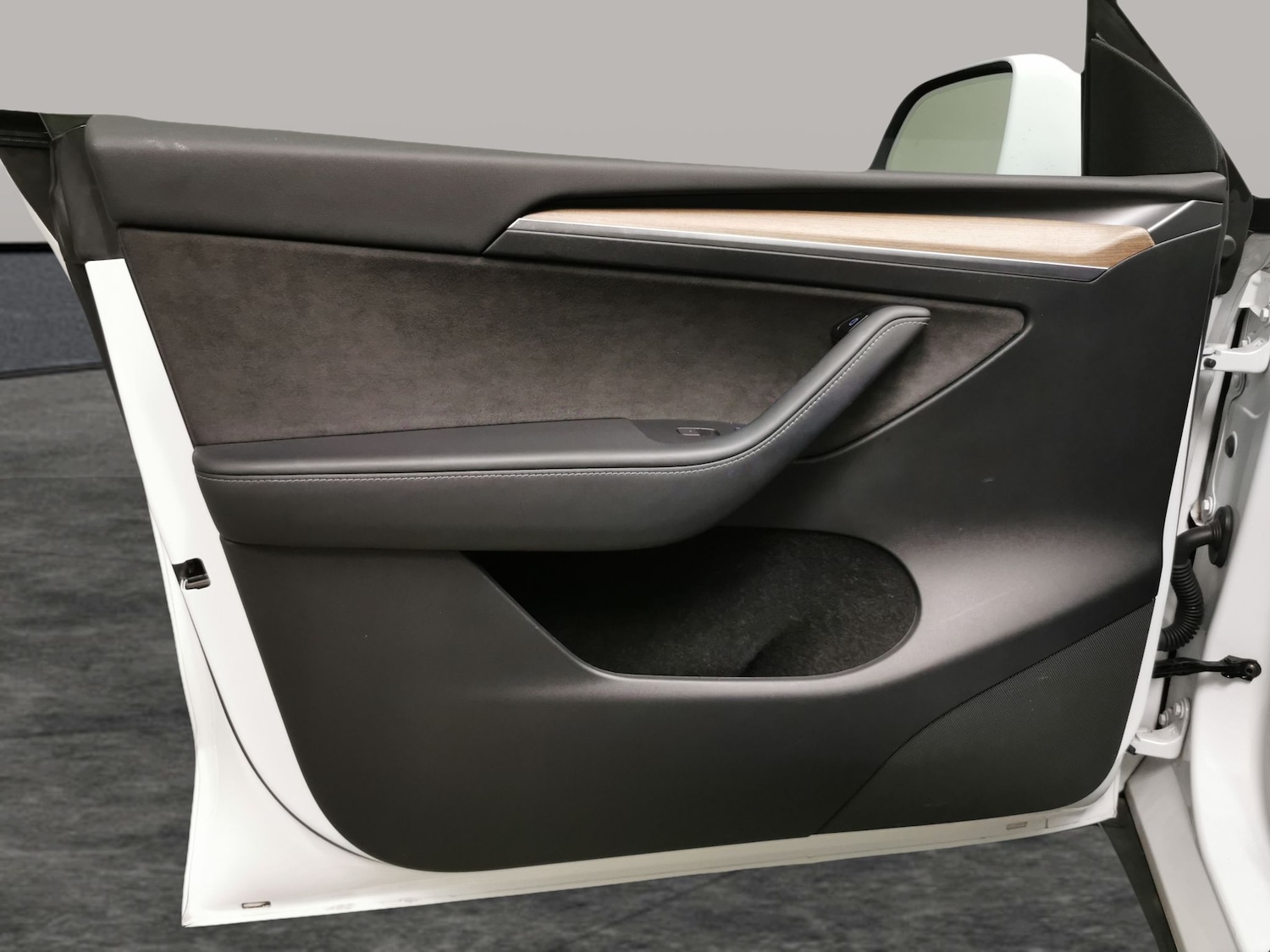 Used Tesla Model Y 2022 for sale - 77020100: Photo 27