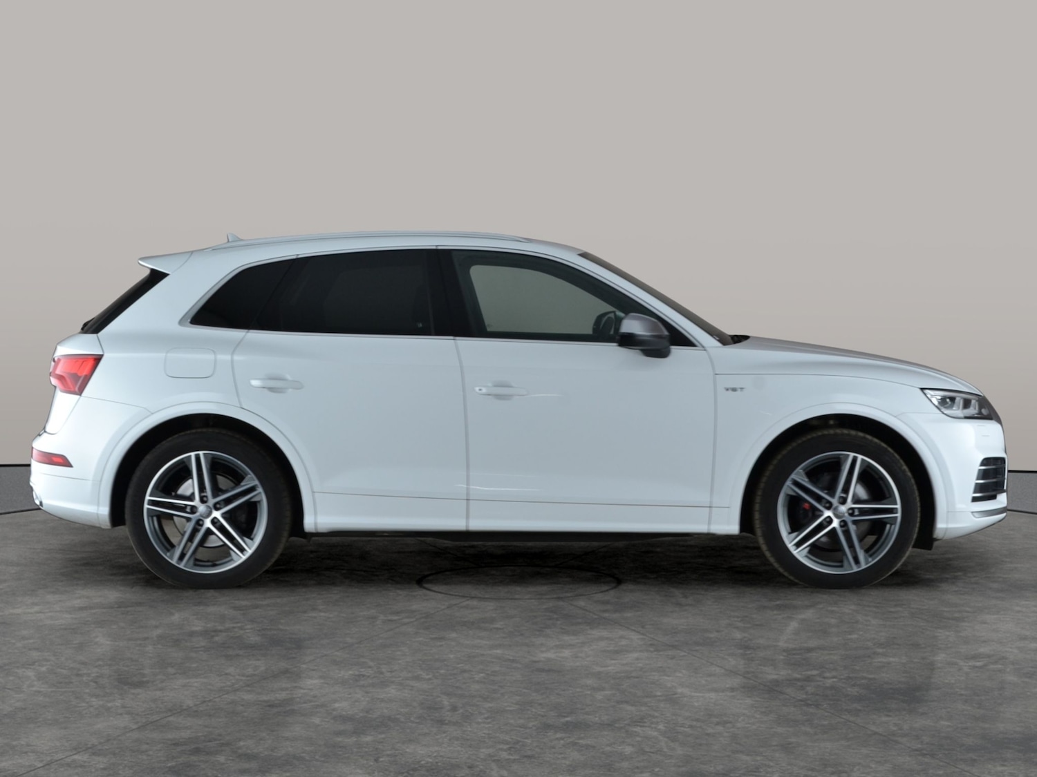 Used Audi Q5 2018 for sale - 77240614: Photo 10