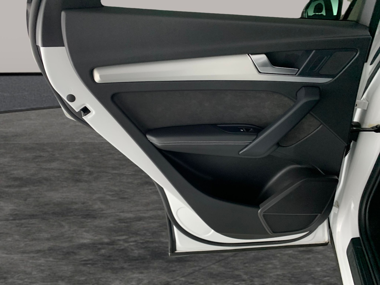 Used Audi Q5 2018 for sale - 77240614: Photo 33