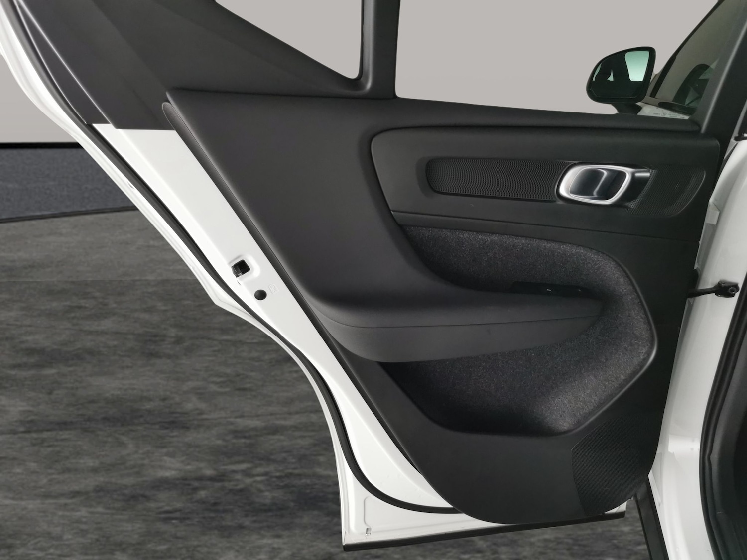 Used Volvo XC40 2022 for sale - 76725341: Photo 32