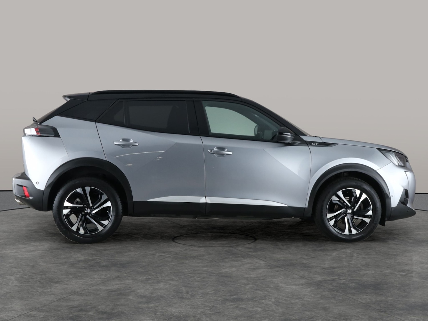 Used Peugeot 2008 2021 for sale - 76394032: Photo 12