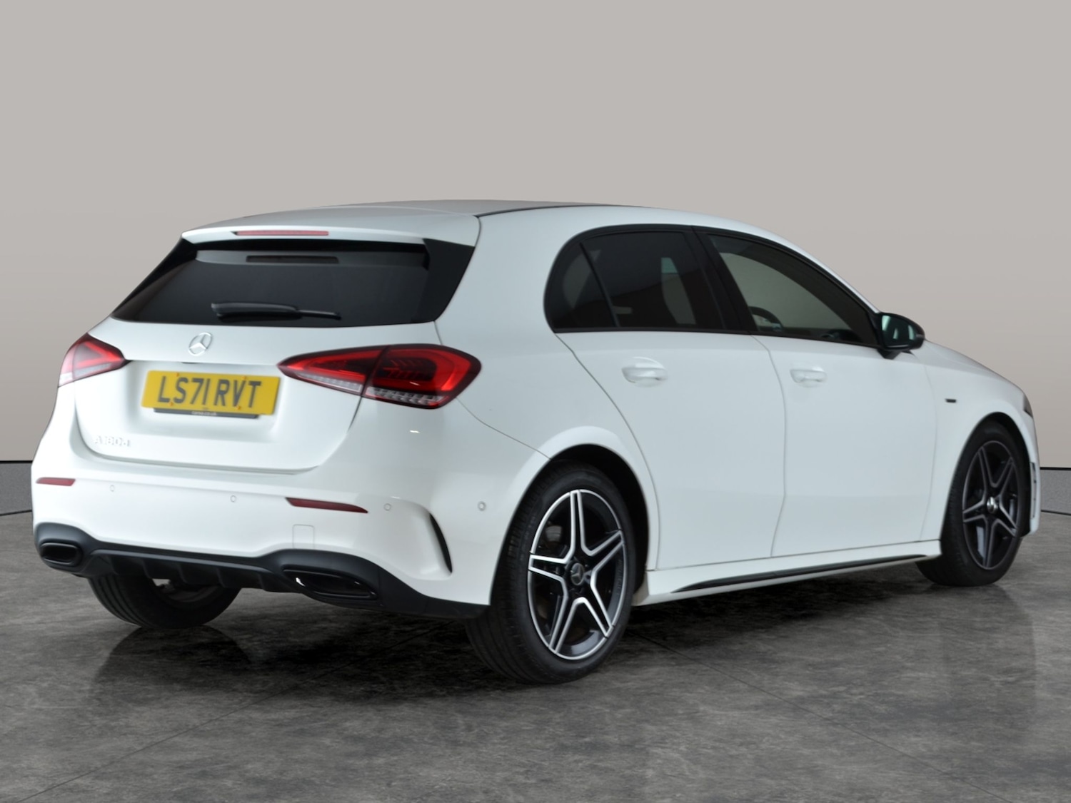 Used Mercedes-Benz A-Class 2021 for sale - 76954756: Photo 11