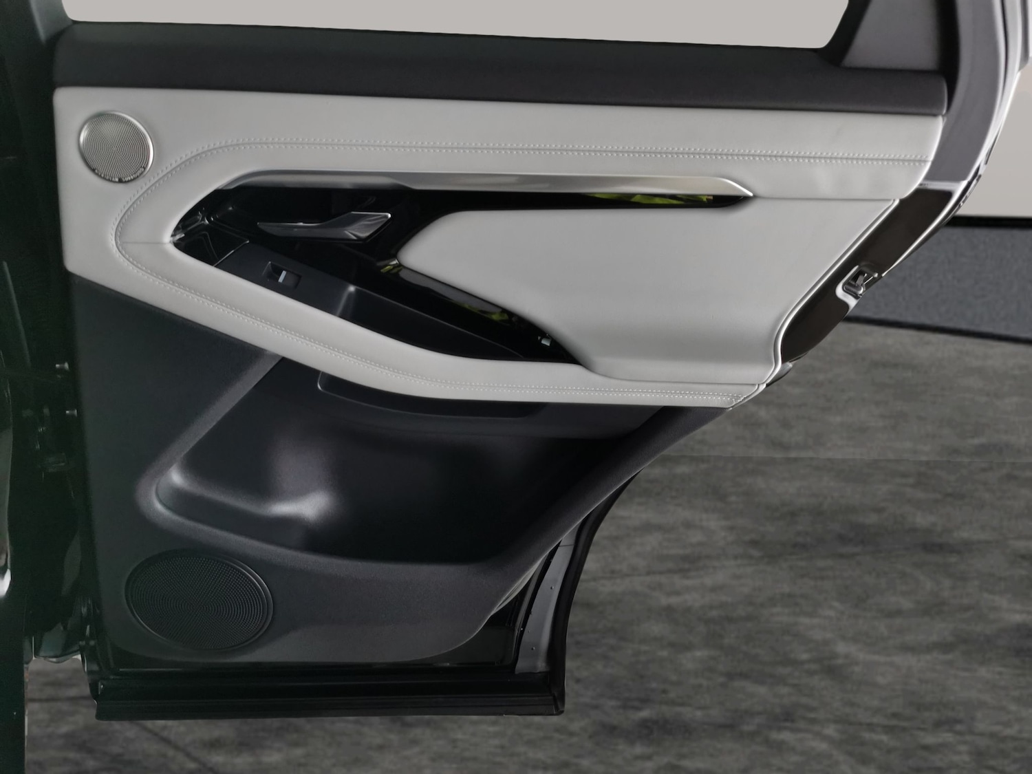 Used Land Rover Range Rover Evoque 2022 for sale - 77160994: Photo 36