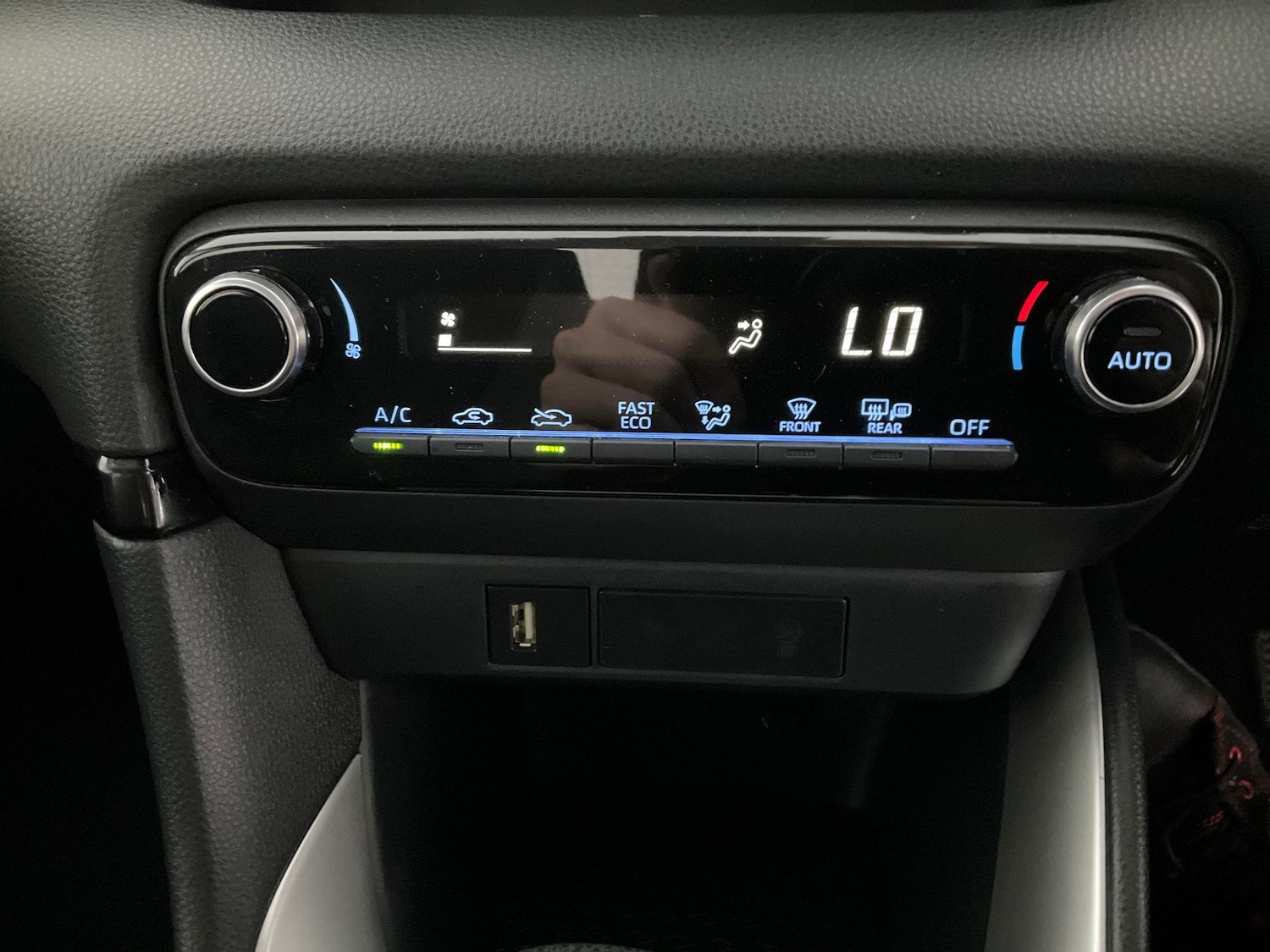 Used Toyota Yaris 2022 for sale - 76464077: Photo 22