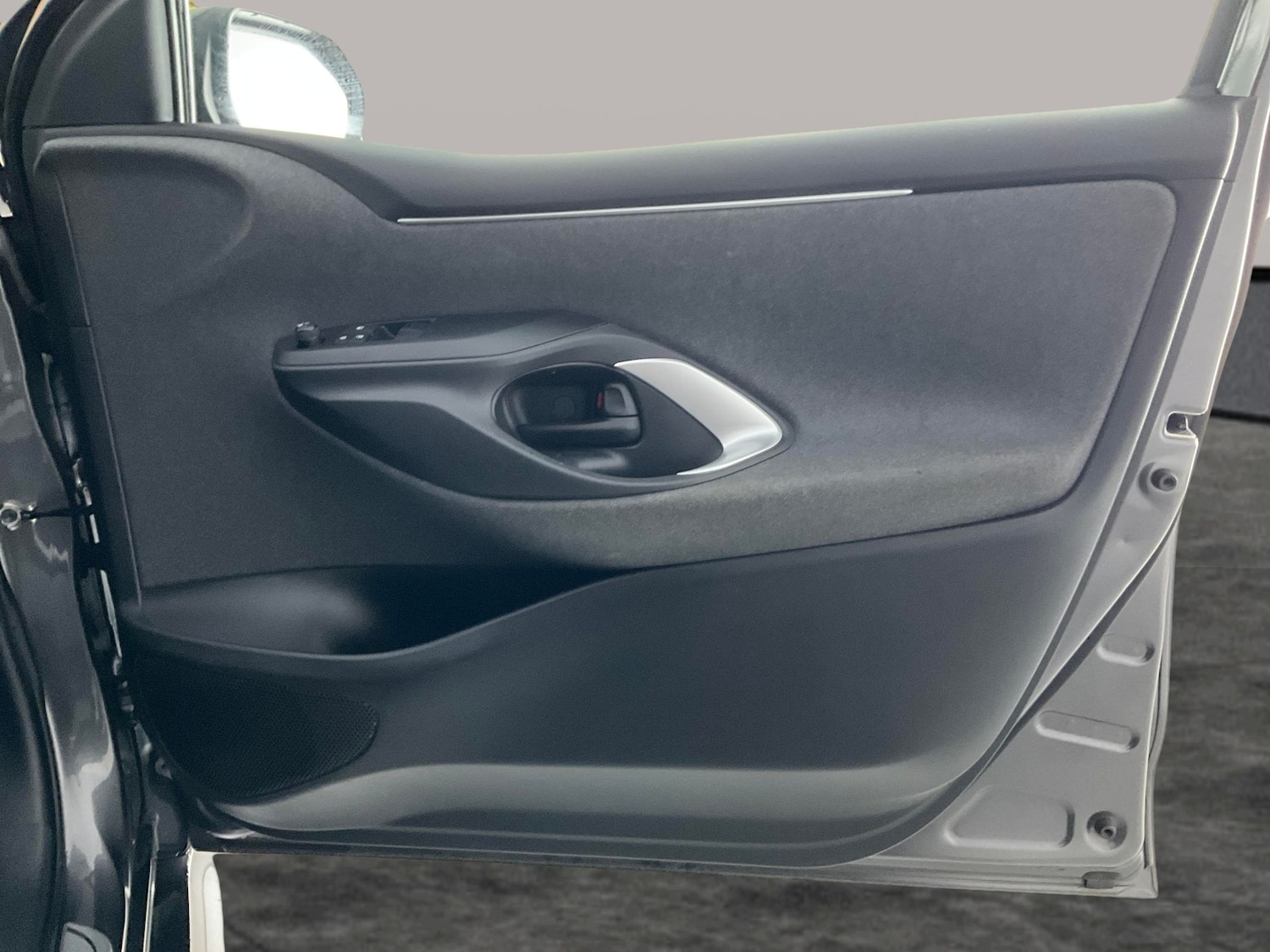 Used Toyota Yaris 2022 for sale - 76464077: Photo 36