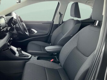 Used Toyota Yaris 2022 for sale - 76464077: Photo