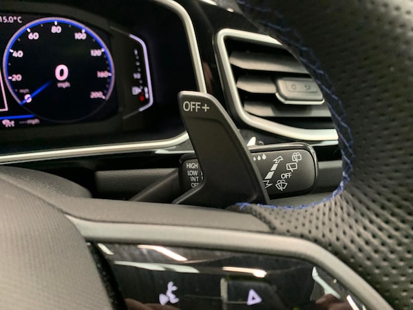 Used Volkswagen T-Roc 2023 for sale - 76244951: Photo 24