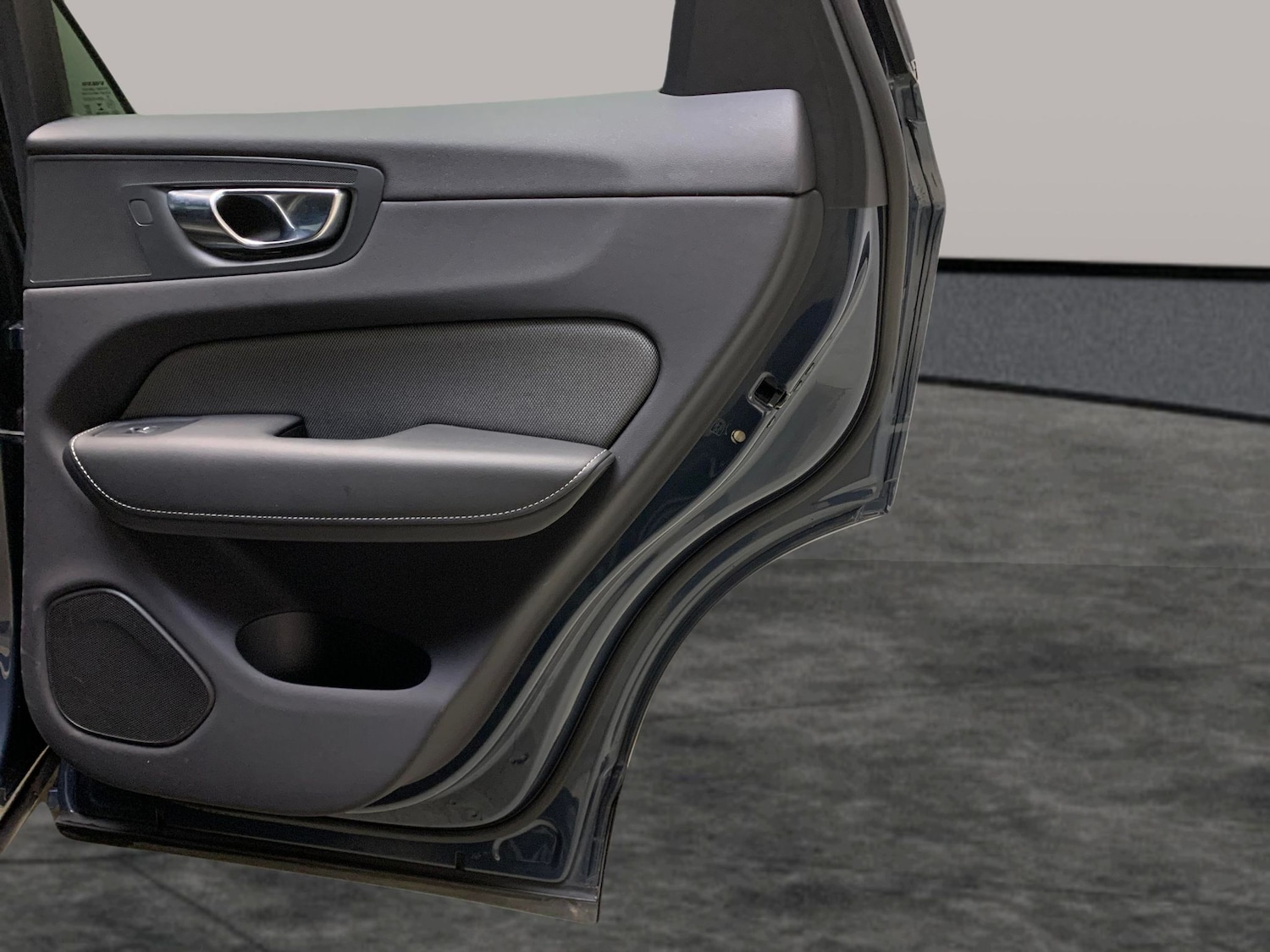 Used Volvo XC60 2021 for sale - 77232722: Photo 25