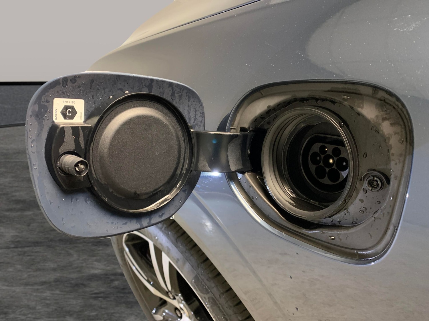 Used Volvo XC60 2021 for sale - 77232722: Photo 27