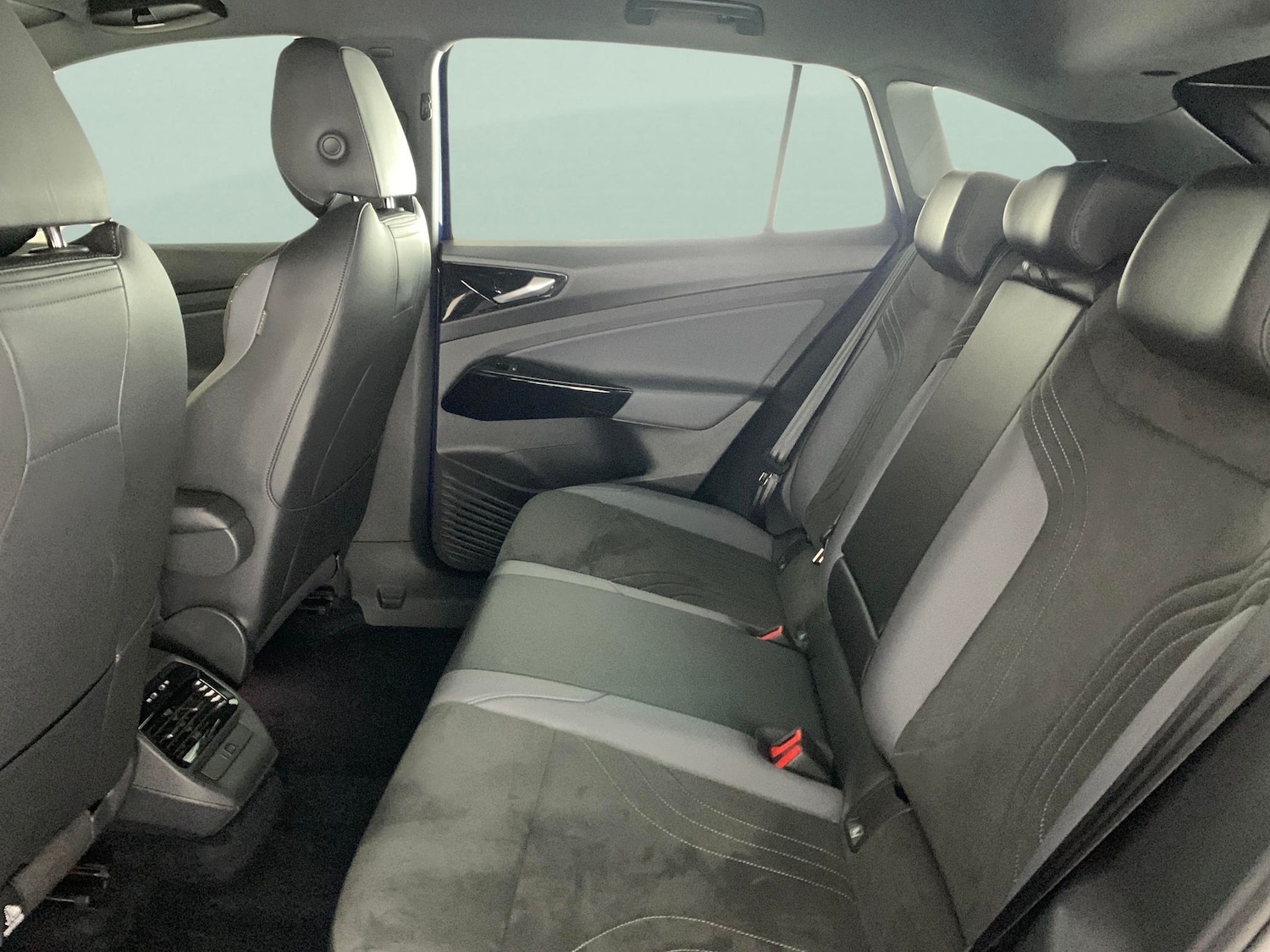 Used Volkswagen ID.4 2022 for sale - 76445300: Photo 39