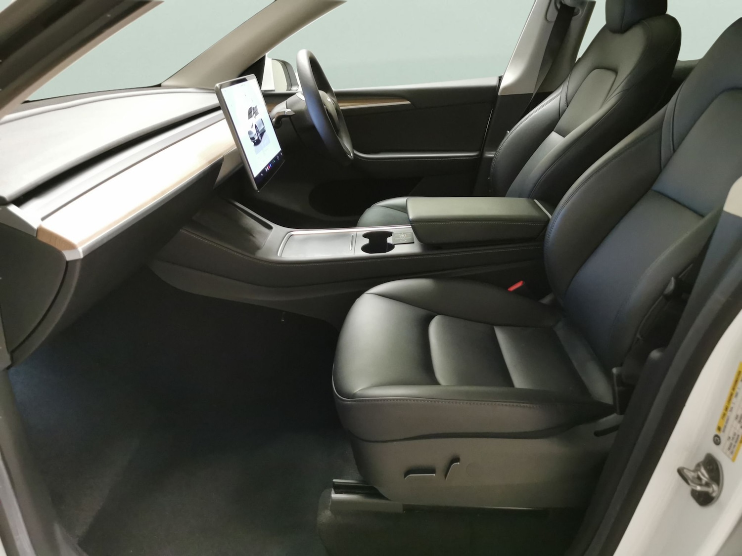 Used Tesla Model Y 2022 for sale - 76937797: Photo 4