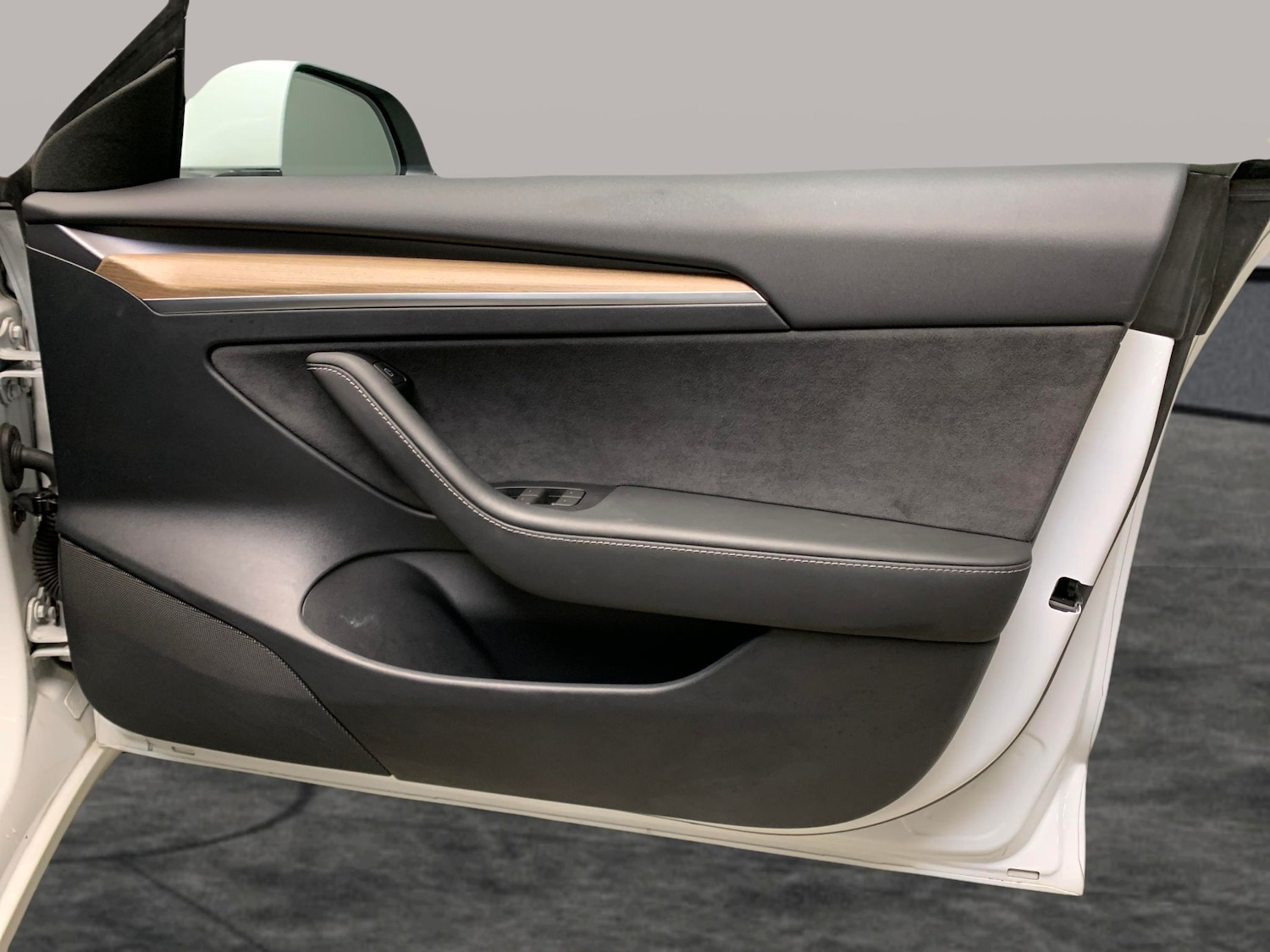 Used Tesla Model 3 2023 for sale - 77079332: Photo 29