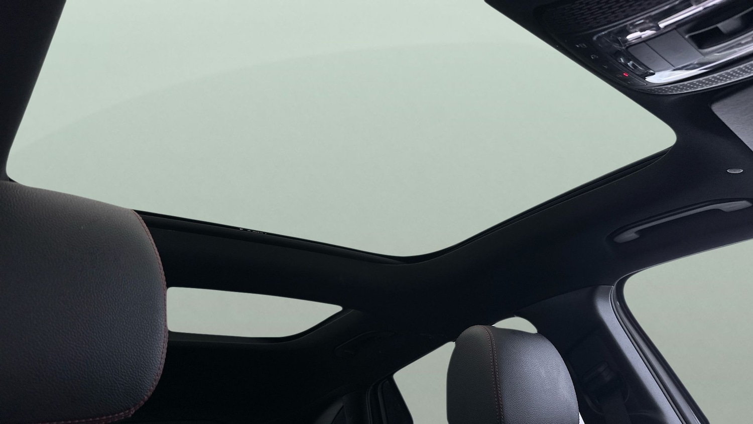 Used Mercedes-Benz GLA 2020 for sale - 76845784: Photo 31