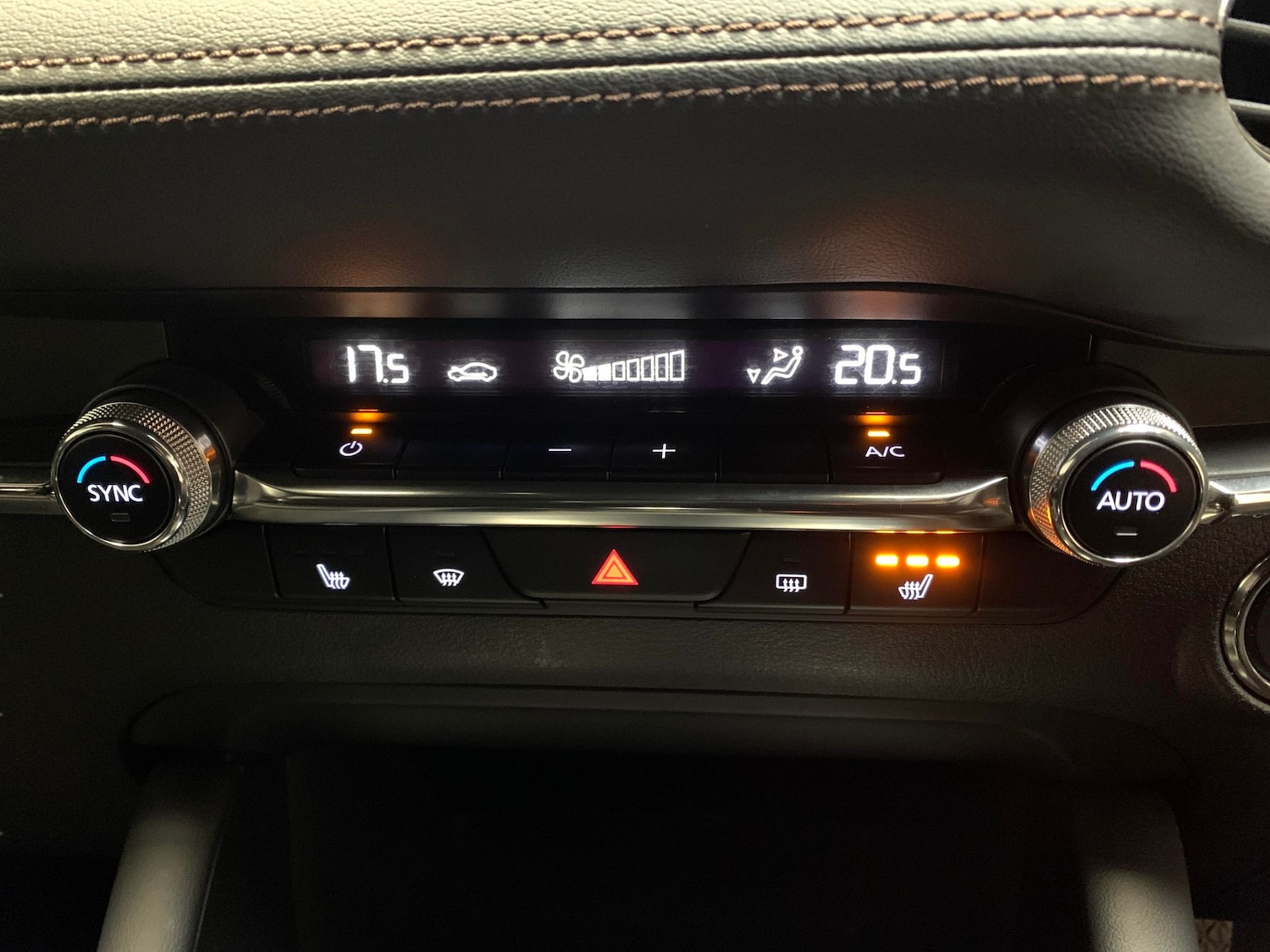 Used Mazda Mazda3 2022 for sale - 76648477: Photo 18