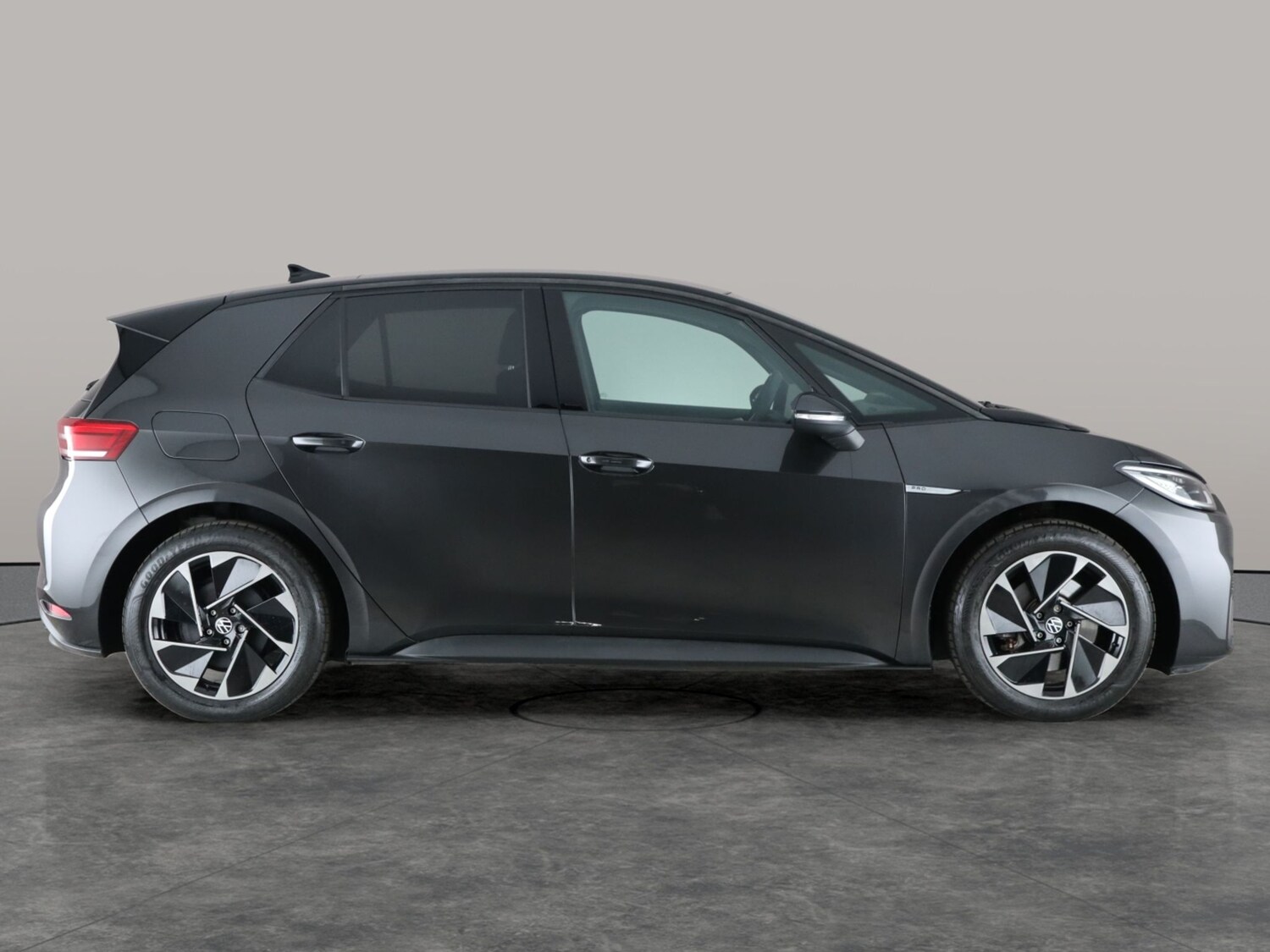 Used Volkswagen ID.3 2021 for sale - 77350944: Photo 8