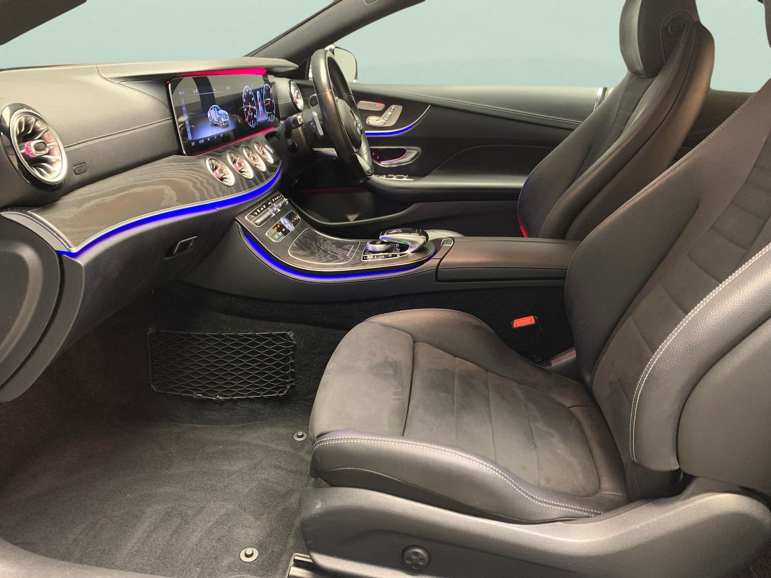 Used Mercedes-Benz E Class 2020 for sale - 76623961: Photo 4