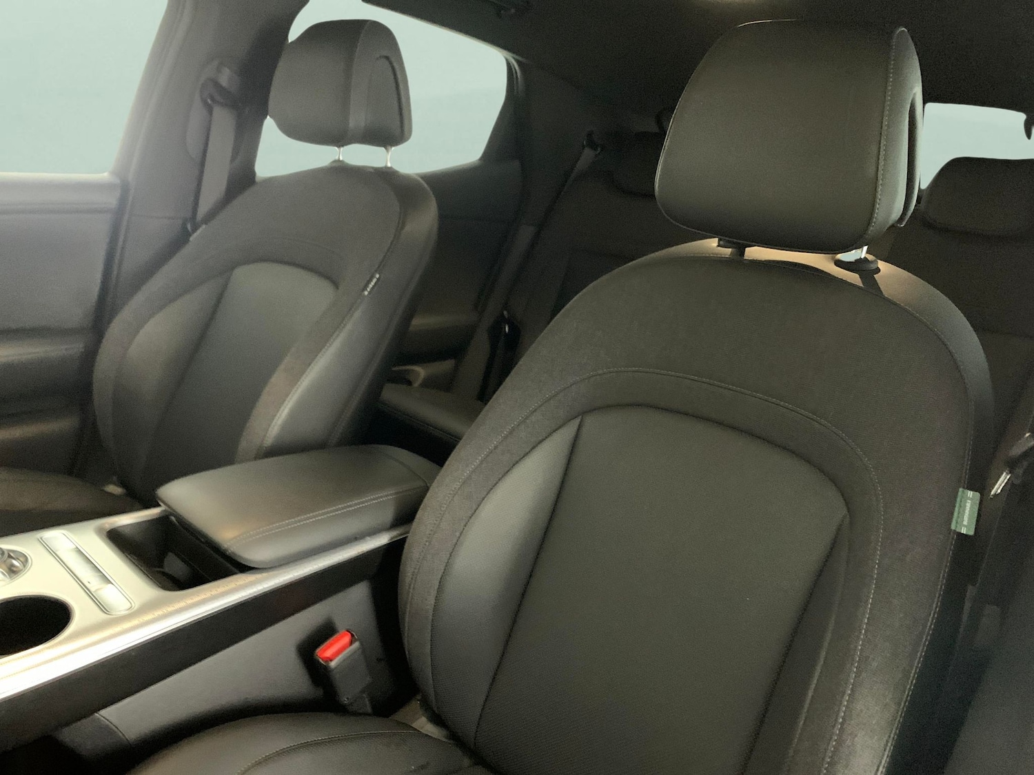 Used Genesis GV60 2022 for sale - 76436954: Photo 7