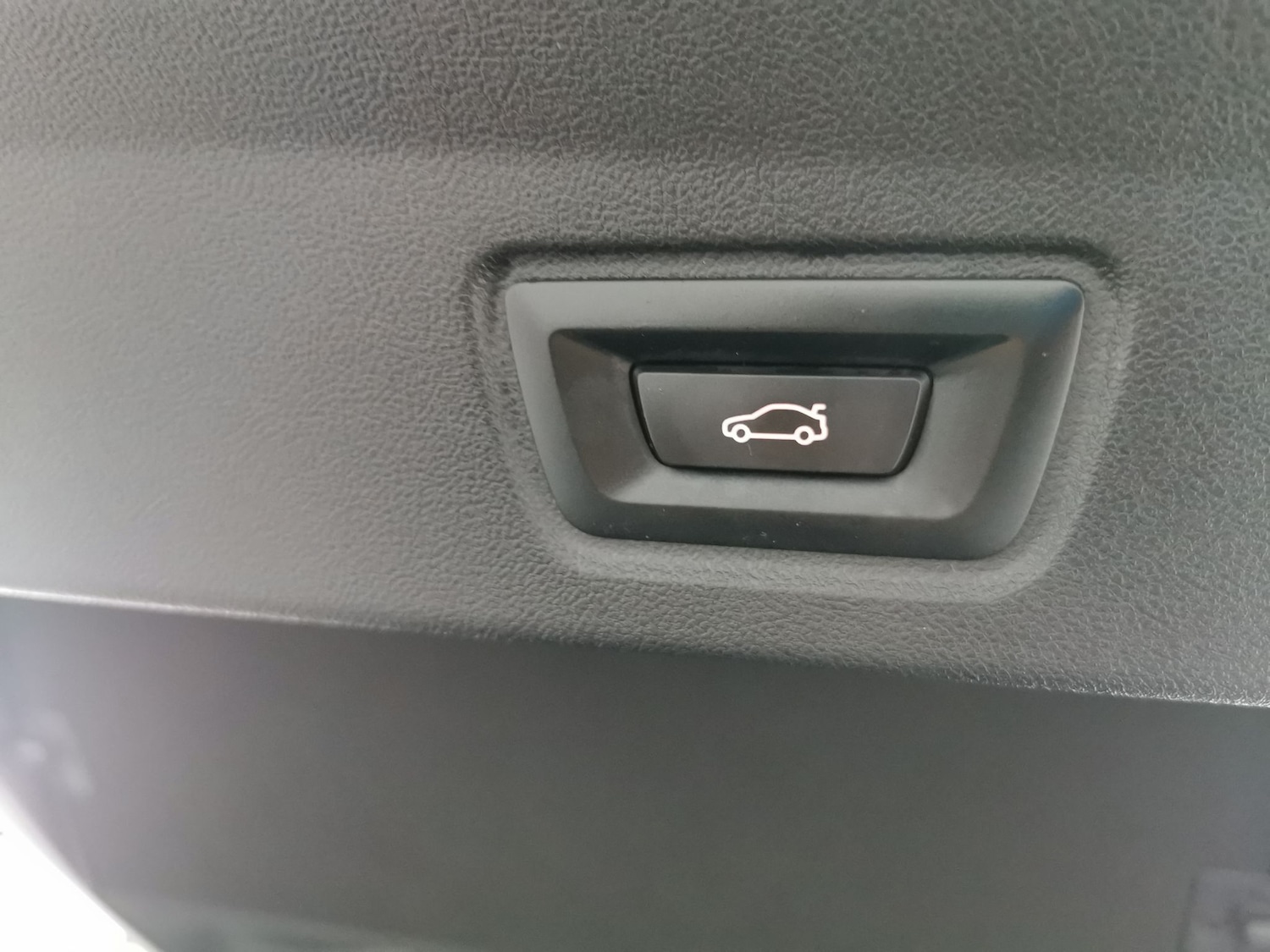 Used BMW i4 2024 for sale - 77079342: Photo 17