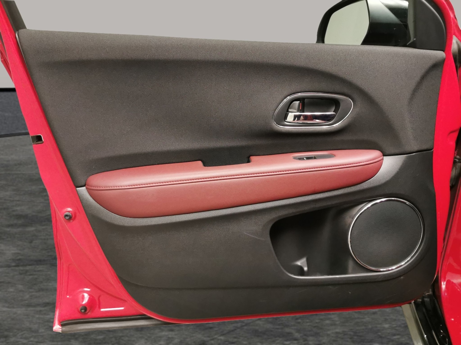 Used Honda HR-V 2019 for sale - 76507979: Photo 30