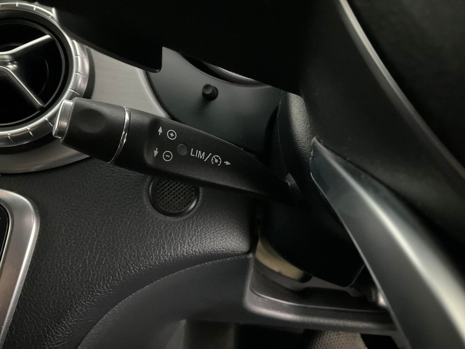 Used Mercedes-Benz CLA 2018 for sale - 76464264: Photo 28