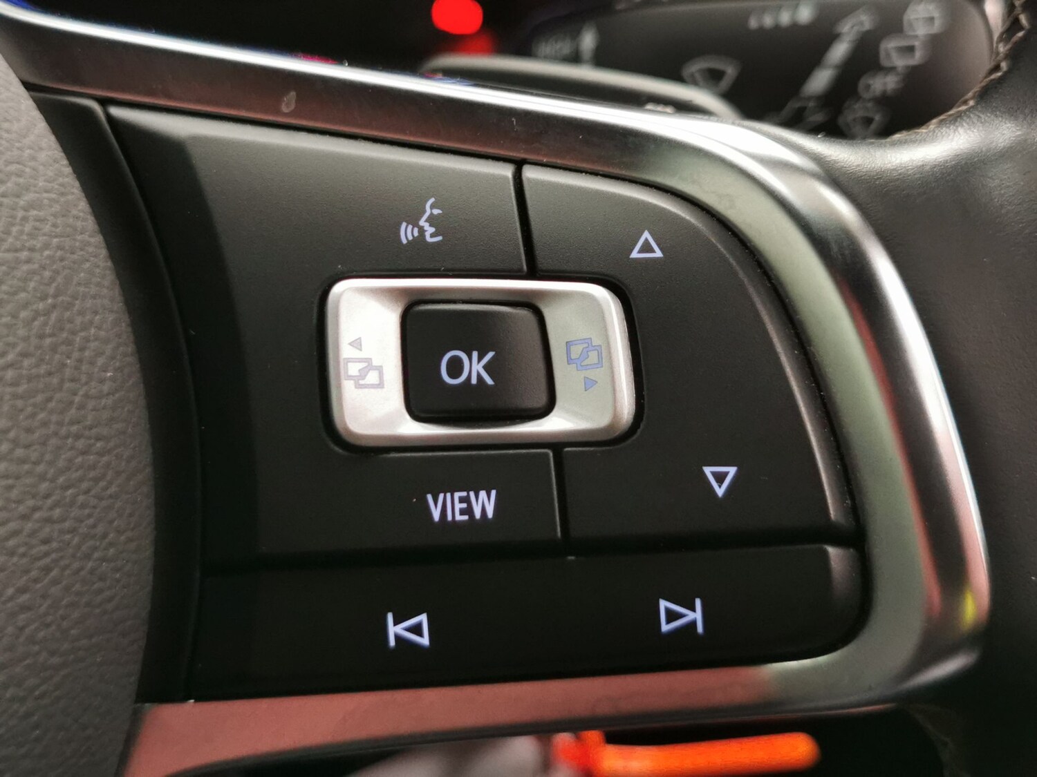 Used Volkswagen T-Roc 2021 for sale - 76452521: Photo 23