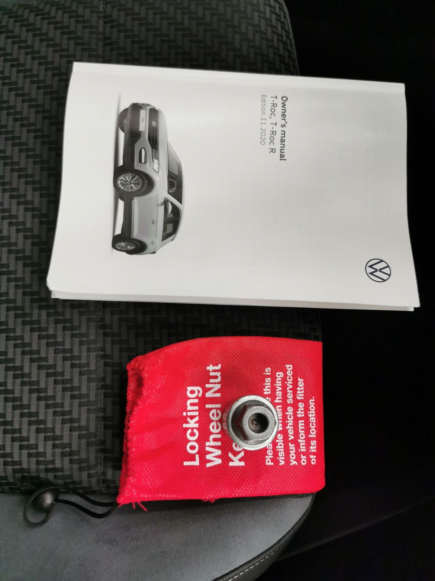 Used Volkswagen T-Roc 2021 for sale - 76452521: Photo 42