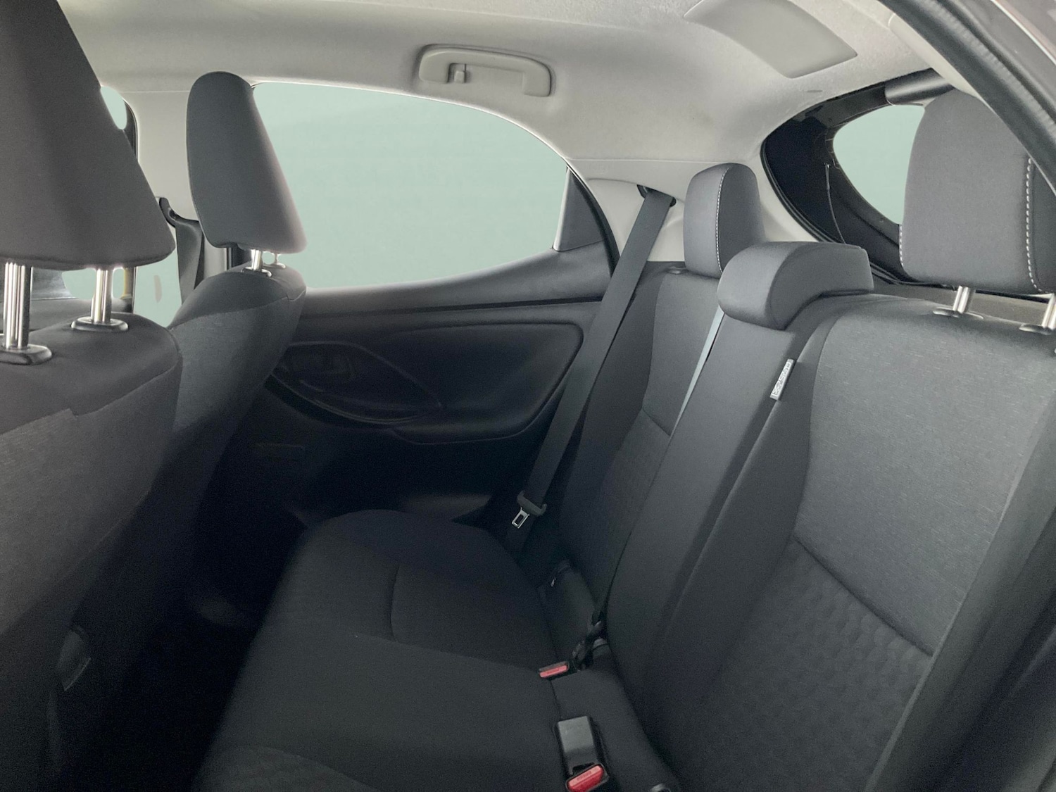 Used Toyota Yaris 2022 for sale - 76653033: Photo 26