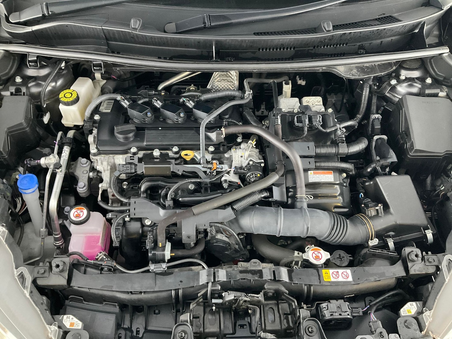 Used Toyota Yaris 2022 for sale - 76653033: Photo 33