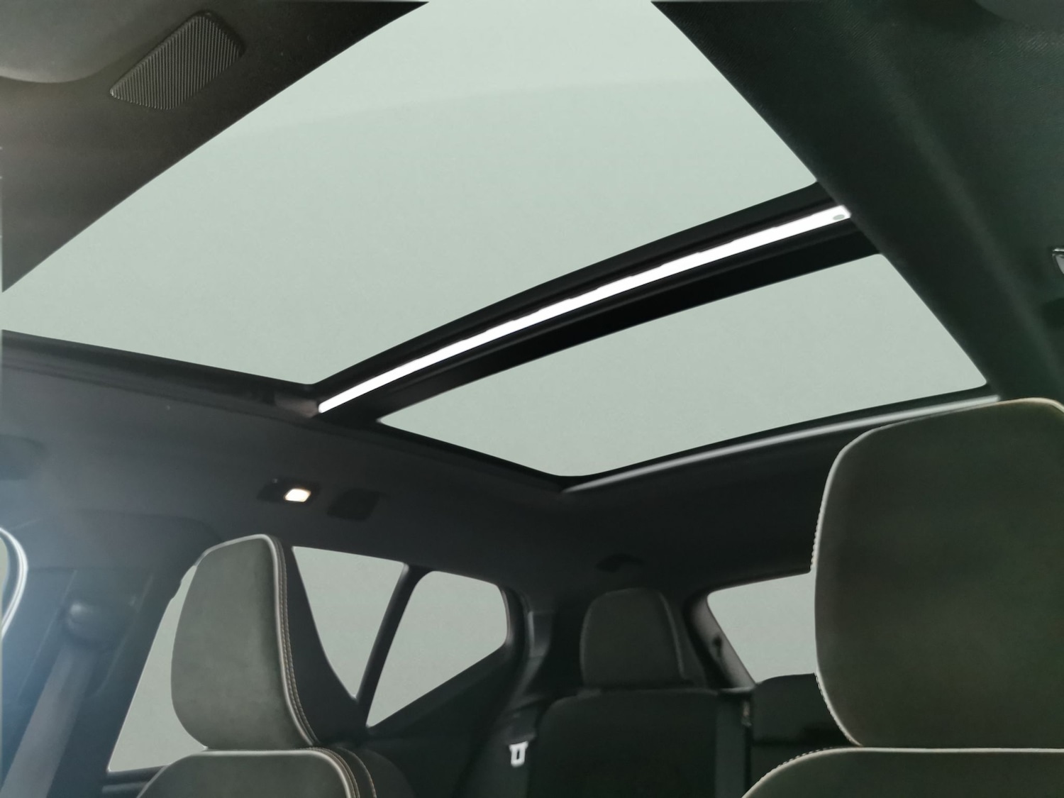 Used Volvo XC40 2022 for sale - 77012206: Photo 5