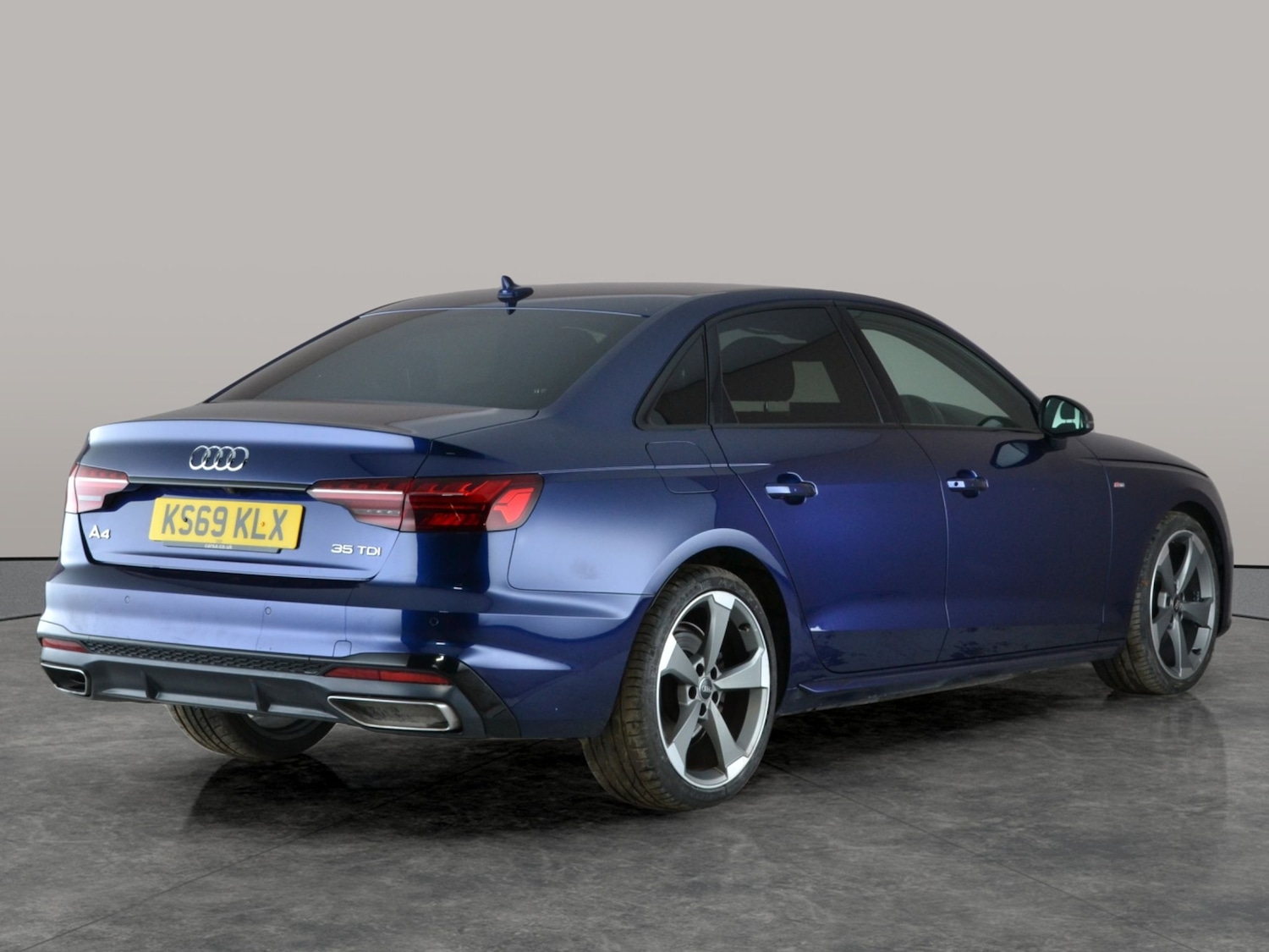 Used Audi A4 2019 for sale - 77135116: Photo 10