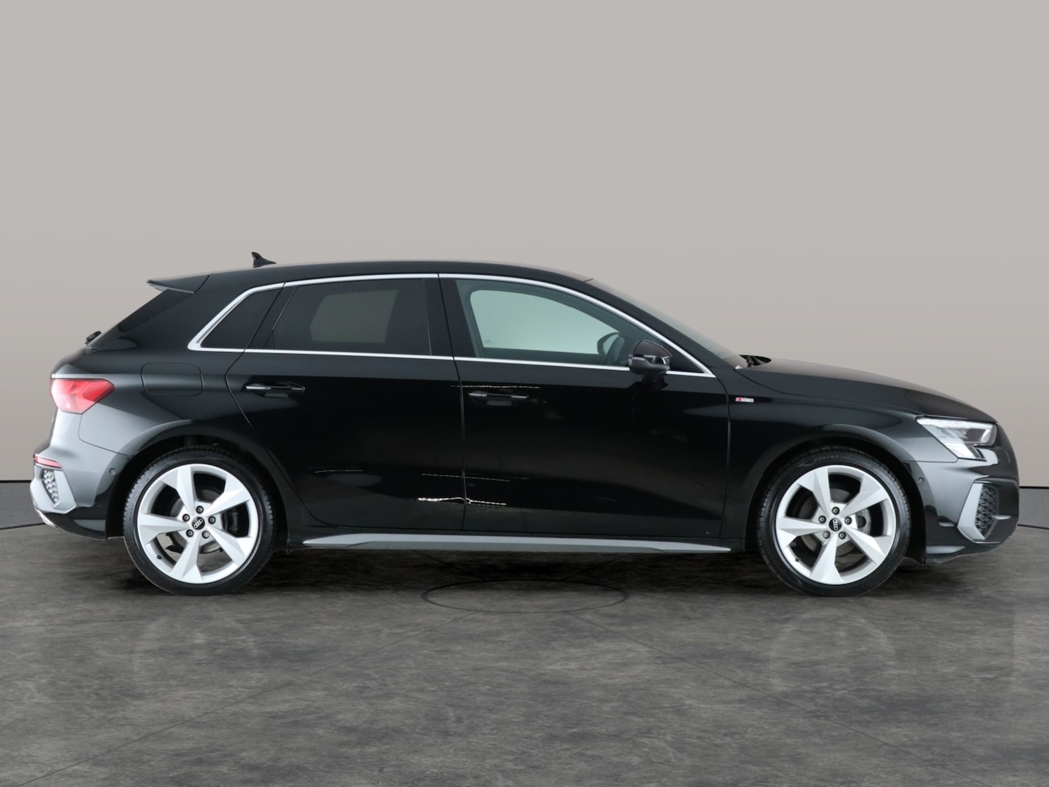 Used Audi A3 2021 for sale - 76915438: Photo 9